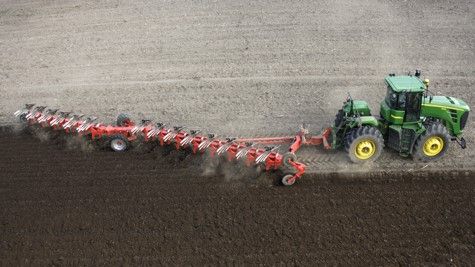 Plough semi mounted on-land Gregoire Besson